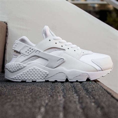 Women's Nike Air Huarache .